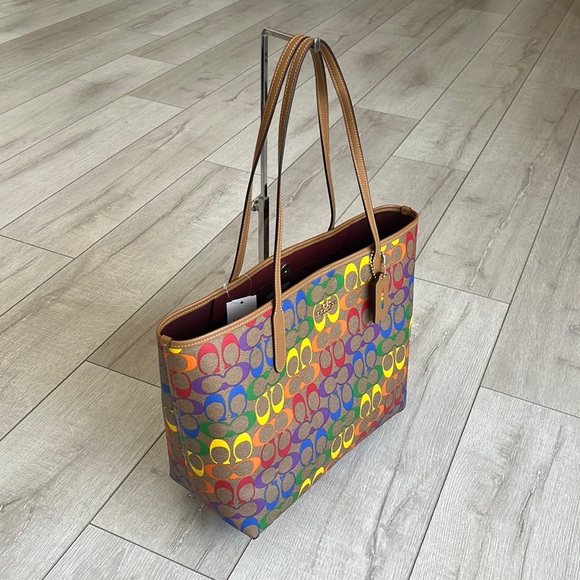 Coach City Tote In Rainbow Signature Canvas - Picture 2 of 14